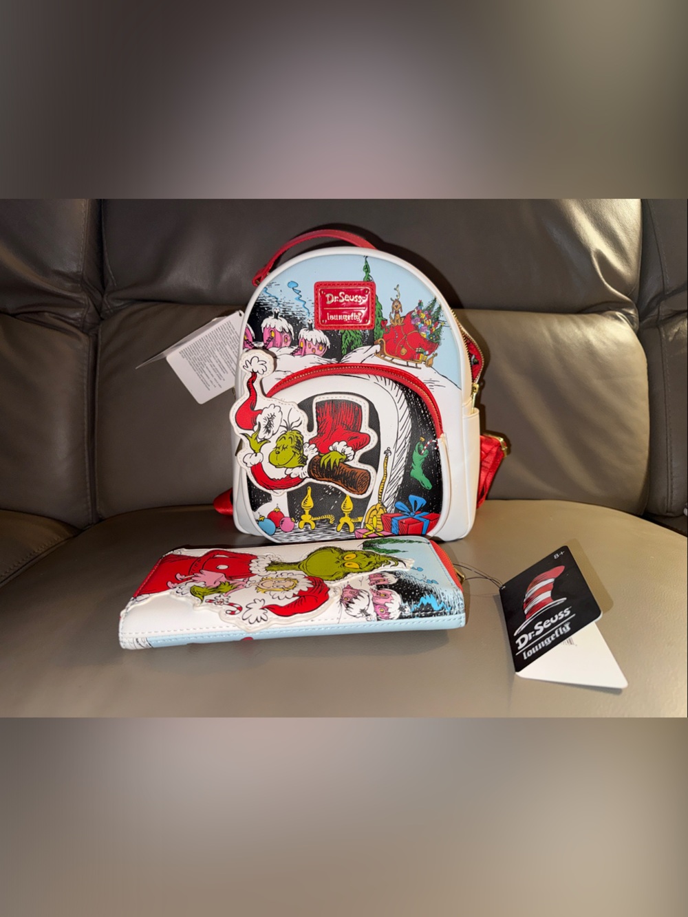NWT Loungefly Dr Suess The Grinch Mini Backpack and Wallet Set
